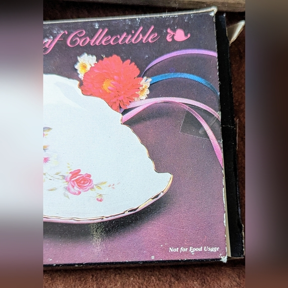 Porcelain Leaf Collectible 22kt Gold Trim Genuine Porcelain Dish In Original Box - Picture 7 of 10